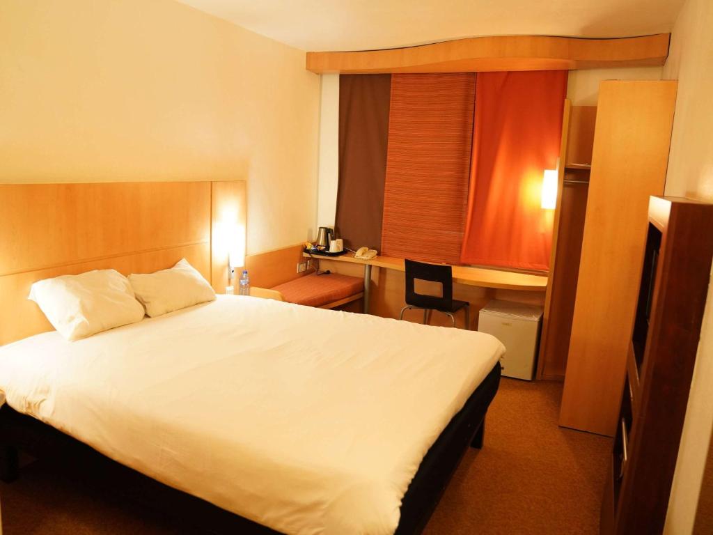 /web/uploads/116/Ibis Lagos Airport/room-photos/Standard Room/ibis5.jpg